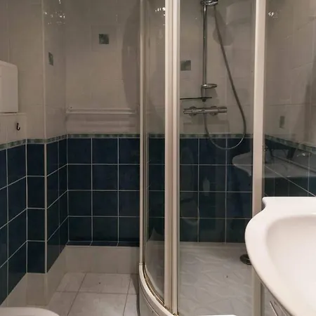 4 Pers, 10m, Clim, Parking - Fr-1-803-85 *